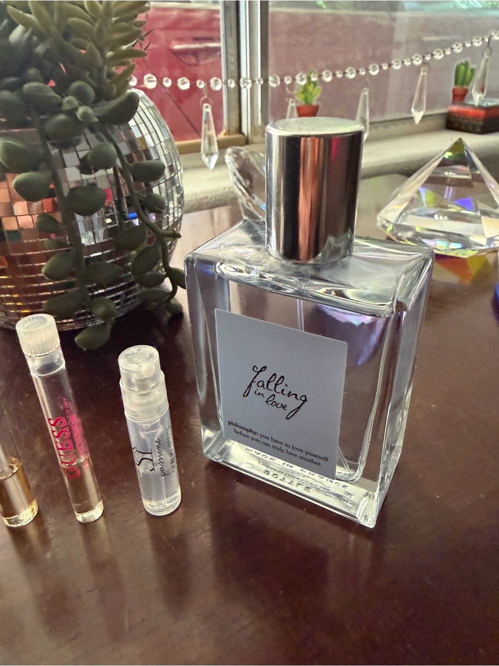 Bellavita Honey Oud + Assorted Perfume Vials - Picture 3 of 4